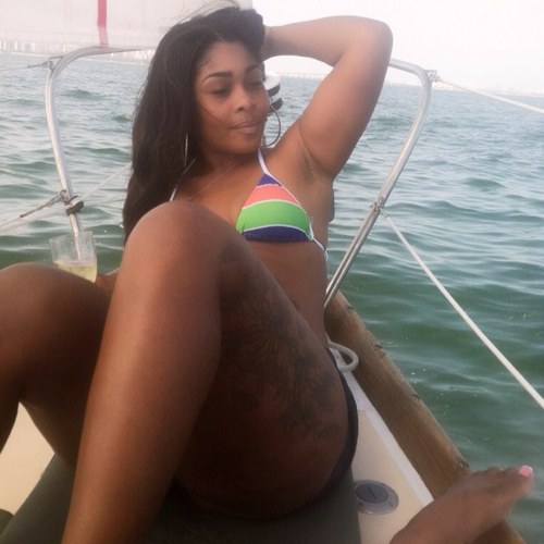 luxurysexy's profile picture. Hey guys it's me @Luxury23 from instagram... Great sewins with ABSOLUTLEY NO SPRITZ NO GLUE!