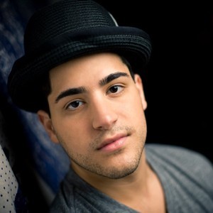 The Officail Mikey Mondays . Mikey Mondays, where @MikeyDeleasa does live chats, and releases music! WE FOLLOW BACK