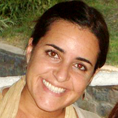 Diseñadora en Comunicación Visual.
Instructora de El Arte de Vivir.