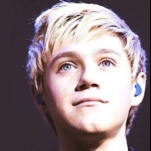 iNickMitchell's profile picture. Nick Mitchell. 18. Play on the soccer team. ||Single|| Friends with everyone. Crushing on no one at the moment...