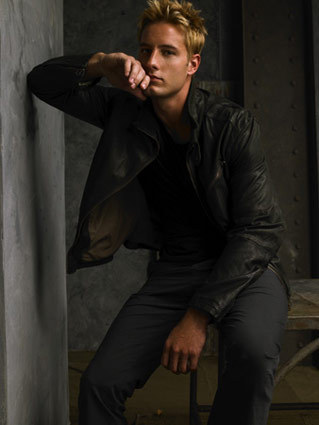 PhoebusApollo_'s profile picture. I'm The God of The Sun and the hotter brother of @ArtieAgrotera. I'm that god who gives mortals enough light to go about their little lives on Earth.