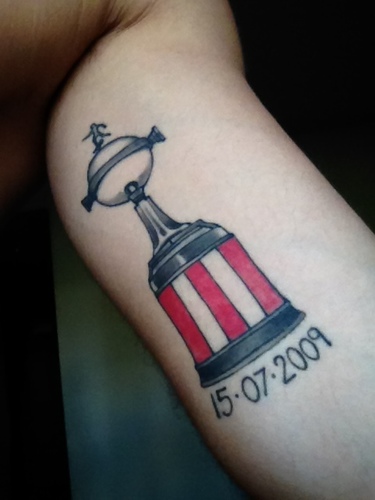 sol_uLP's profile picture. Mi Sangre es Roja y Blanca, Mi Alma llena de Mística, Mi Corazón está en 1 y 57 y mis hijos heredaron la pasión !!!!