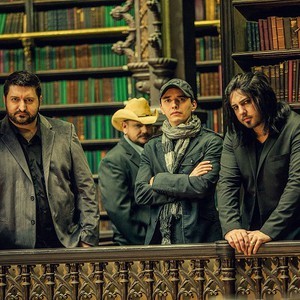 Frases, pensamentos, músicas, videos, tudo sobre a banda e sobre os integrantes do Rosa de Saron!