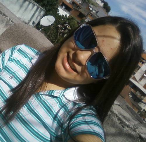 Eu não preciso te olhar Pra te ter em meu mundo Porque pra onde quer que eu vá Você está em tudo;* Carlos Henrique ♥