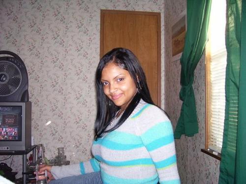 I'm Cheryl Brown i born in 1982, i am from West lake Village CA, i am a Divorce,i was married for 7 years and got divorce 3 years ago,i have One Son and i live