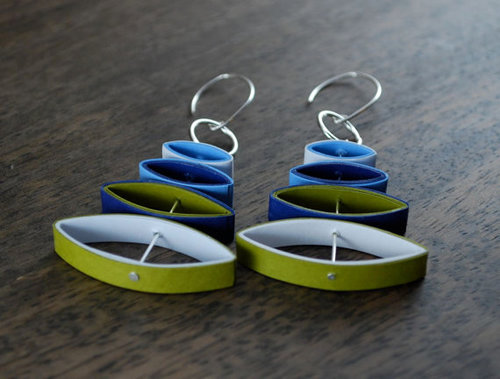 wearable paper art

http://t.co/NTlGV6YR
http://t.co/DTPnlSOe
http://t.co/8iwgVPWo