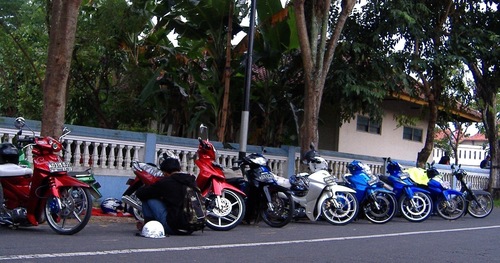 say : No It Isn't
Im voct member 03 hfz bikers