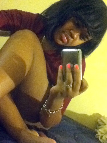 Coke Bottle Shape w a Caramel Skin Tone ☺