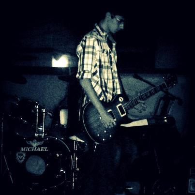 Lead guitarrist of the band Ice N' Fire! 
Watch us at youtube !! http://t.co/I2FYMlc8YW