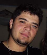 Extrovertido ,Gente Boa , Curto:Amigos , Família . E Meu Maior Orgulho nessa Vida Foi fazer parte do    EXERCITO BRASILEIRO