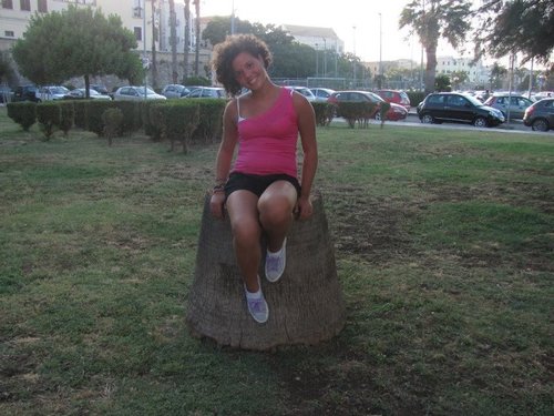 Un uomo è vecchio solo quando i rimpianti, in lui, superano i sogni.