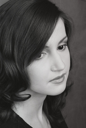 ELLYampolsky's profile picture. 