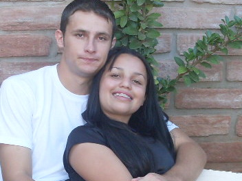Deus,famila....dinho meu amor...razoes da minha vida!sejam bem vindos ao meu twitter!
