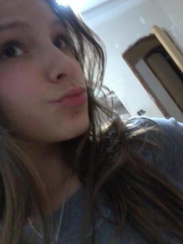 voce apareceu na minha vida e mudo ela, minha amiga e irmã teamo demais, e pode conta sempre comigo. por: @thaami_perez .