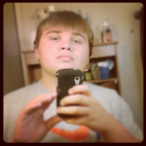 im funny and nice :) #Team LeBron # Team USA go 4 gold. Following sports is my life. #Teamidontdoitfortherachets