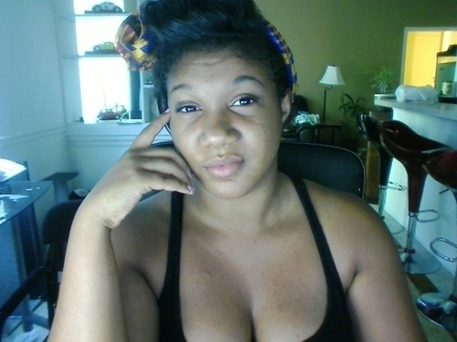 CrissyNicoleRobinson ♀❤♀
Engaged to @moelovezyou
❤4.28.11 ❤
☮Unique , Weird , Artistically talented , Hippie . ☮