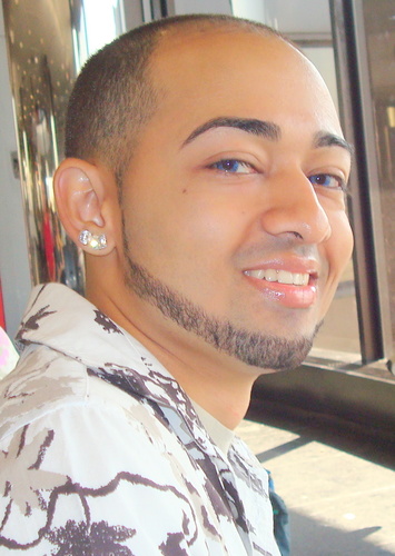 yoyo ... wut it doo TwEeTerS ?!?  I'm a legal nigguh ... we can chit-chat about any topic OR do anything 2gether - I keeps it 100 & I hope u do 2 #TweetMeToday