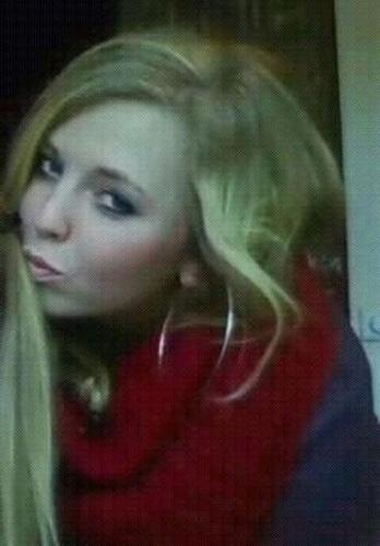 ziggyblom's profile picture. volg me dan krijg je 1 euro en een kitkat en een ballon wie wilt dat nou niet ren nu maar snel naar beter bed