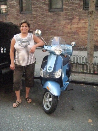 shaindhalla's profile picture. Proud mom of three including @dildhalla and @amirad - Work at @utgsu19 and loves my dog