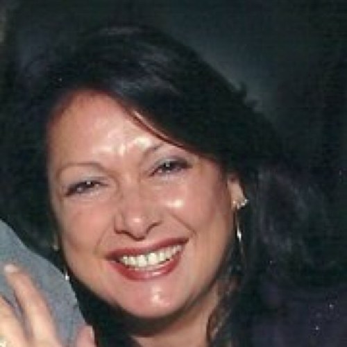 gina_bochesa's profile picture. 