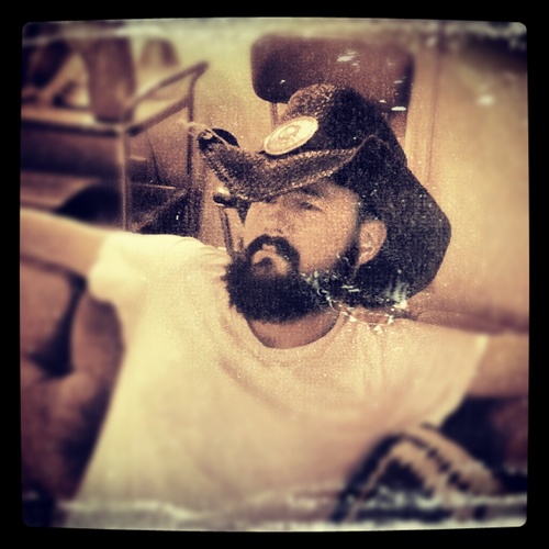 angrydoorguy's profile picture. 