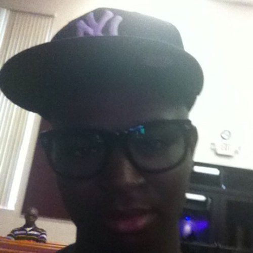 CED016's profile picture. Hey,im a cool dude singer ,rapper. Get to know @CED016 just tweet me and follow me and I'll #followback  #ILoveMusic #ILoveGod  #TeamCEDDY #2014