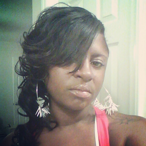 OThatsHer28's profile picture. CEO of She Glamorous Beauty Collection.   God First, Happily taken, mother of 2.. please no drama this way!!