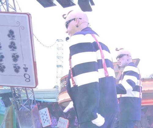 I'm Tweedle Dee! And I'm Tweedle Dum! We're twins, so don't mess with us! ( #TwistedDisney ROLE-PLAY)