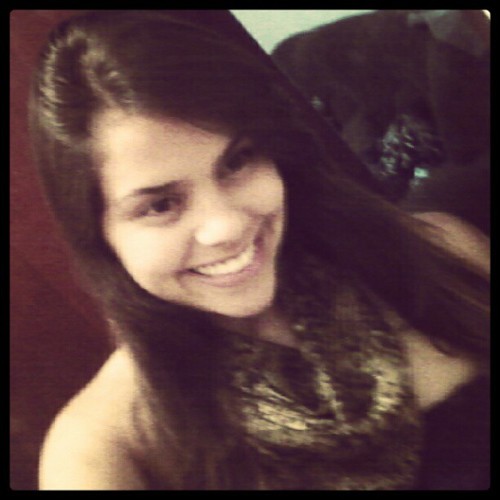 The vampire diaries,Supernatural, @iansomerhalder the secret sircle, amigos,chocolate,coca,musica, @vncdaniel @joleaana