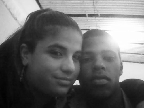 Sabe o porquê o amor é cego? Porque a gente não ama cabelo, não ama a roupa, não ama o corpo, não ama a cor dos olhos, e enfim, não amamos o físico. A gente ama