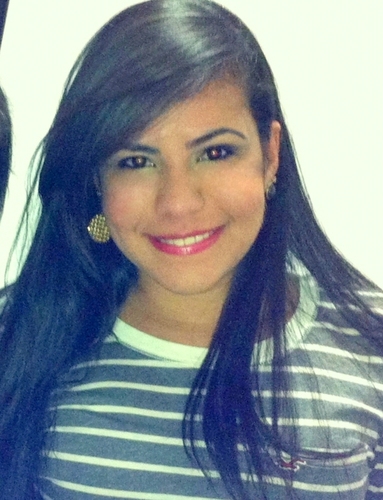 Estudante de Enfermagem da UFRN e uma canceriana nata. Simpática como ninguém ;)