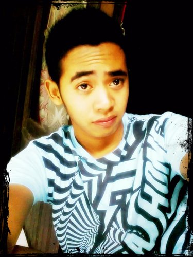 DenyMorera's profile picture. I'm a simple person who hides
a thousand feelings behind the
happiest smile.. ☺