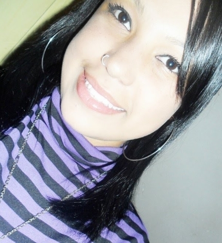 adoradora de Cristo Jesus, amo meu time CORINTHIANS ♡ , ciumenta, idiota, alegre, amo pagode, diretora da família diskarados  *-*  namorada do Breno Dantas s2'