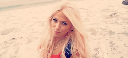 Fan page for the stunning @AmeliaLilyOffic...♥ Amelia followed me on 7/20/12. You Bring Me Joy Out Now!