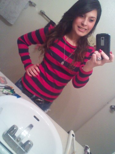 [ I Donnt Follow People I Donnt Waant Too !) T a k e n 3 | 1O1811 |- Thanks&DonntComeeAqain - (;