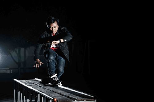 NOVE ANDRIWAN - IPHONE BLADING http://t.co/CPRWBfCXDr
