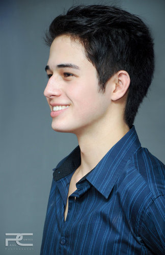 FAN PAGE for Ivan Dorschner. Follow his official account @ivandorschner.