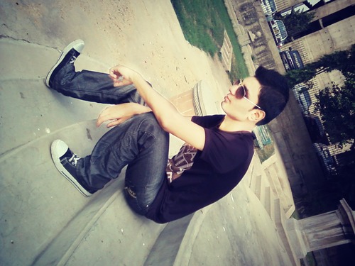 sparkytig3r's profile picture. Be A PuNK ^_-