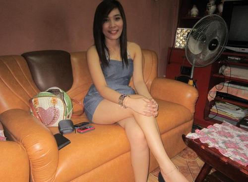 MayaOhMay's profile picture. im very happy :)