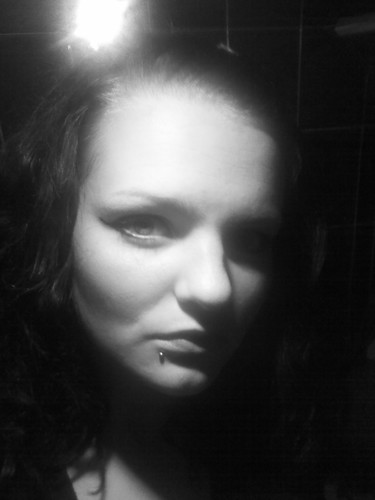 vikusyaglinskay's profile picture. Мне все равно что думают другие.Это моя жизнь,и буду жить как хочу.......)