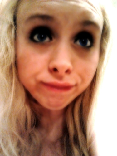 abzrich's profile picture. love me hate me dont care either way. follow me i will follow back cheerleading is my life!