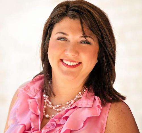 ❤️Love helping women achieve their dreams!! Living a life I LOVE! Thirty-One Gifts CEO, mom, wife and daughter.