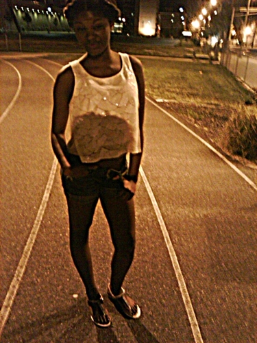 …A Wise Gurl Kisses, But Doesn't Lovee…° Listen Buut...Doesn't Believe! And Leaves Before Shee Is Left …`• -Marliyn Monroe }  …#TeamBrownSkin  , & #TeamAquarius
