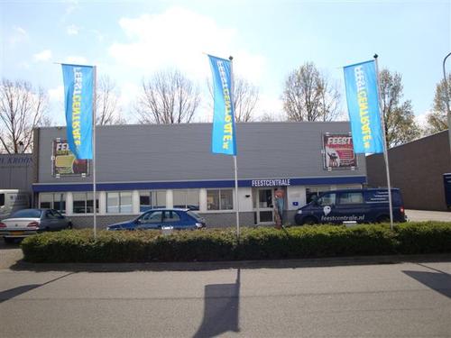 Feestcentrale te Arnhem: Alles onder 1 Dak! 
Feestcentrale attractieverhuur
Feestcentrale kledingverhuur
Feestcentrale promotie en evenementen