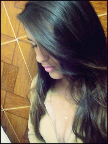 Thays Oliveira  ♪♪♫♫