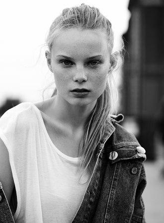 ElbyFranklin's profile picture. 