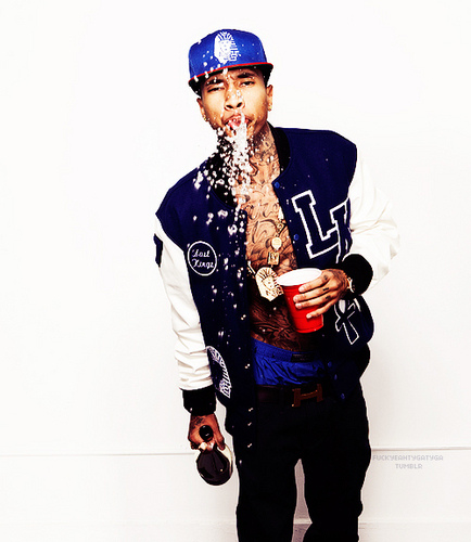 #TeamTyga #Lastking #YMCMB @Tyga Fanpage Follow If You #TeamTyga !! @Tygas Instagram Name : kinggoldchains