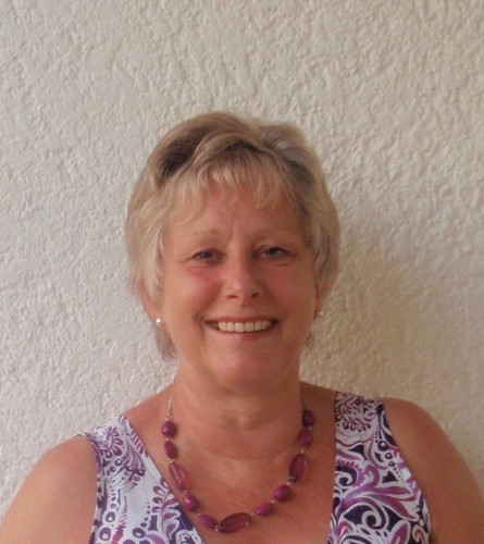 Owner of http://t.co/YlI89w8fCD.
Member of Horsham Lions Group. Love gardening, travelling, walking, swimming, reading, being a Grandmother to 5 little ones