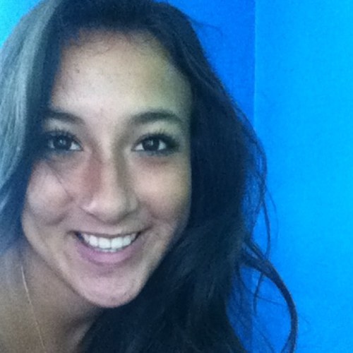 Trisha_bee's profile picture. design in my heart. sand between my toes. ocean in my soul