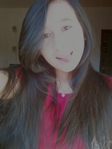 a baixo de Deus e minha familia, minha m.a, minha sis, meus irmãos pik e zolhos, meus fãs pedrin e gui, o thur e a linda da minha ste e a lee ♥